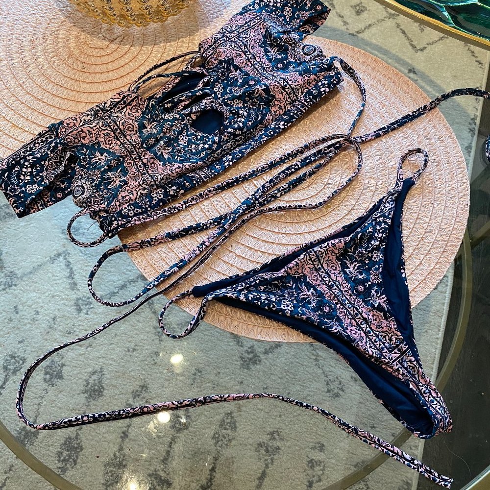 Frankies Bikinis Paisley Set